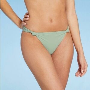 Women's Knot Detail Cheeky Bikini Bottom -
Shade & Shore™ - XL (16-18)